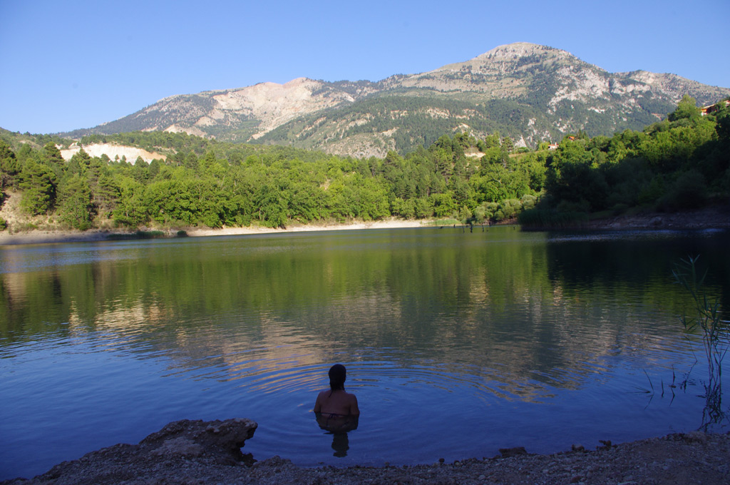 Swim and SUP in a mountain lake
