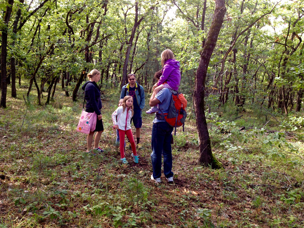 hiking corinthia moggostos