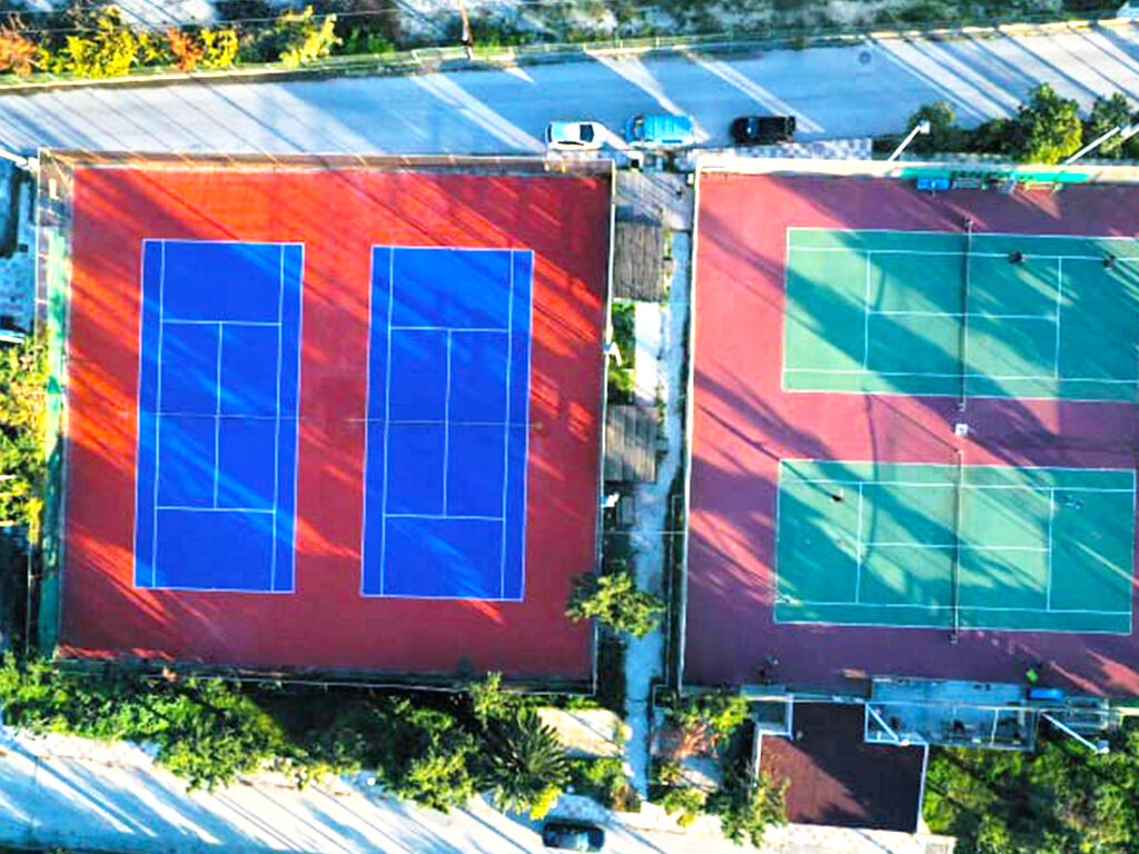 Γήπεδα τέννις στο Ξυλόκαστρο