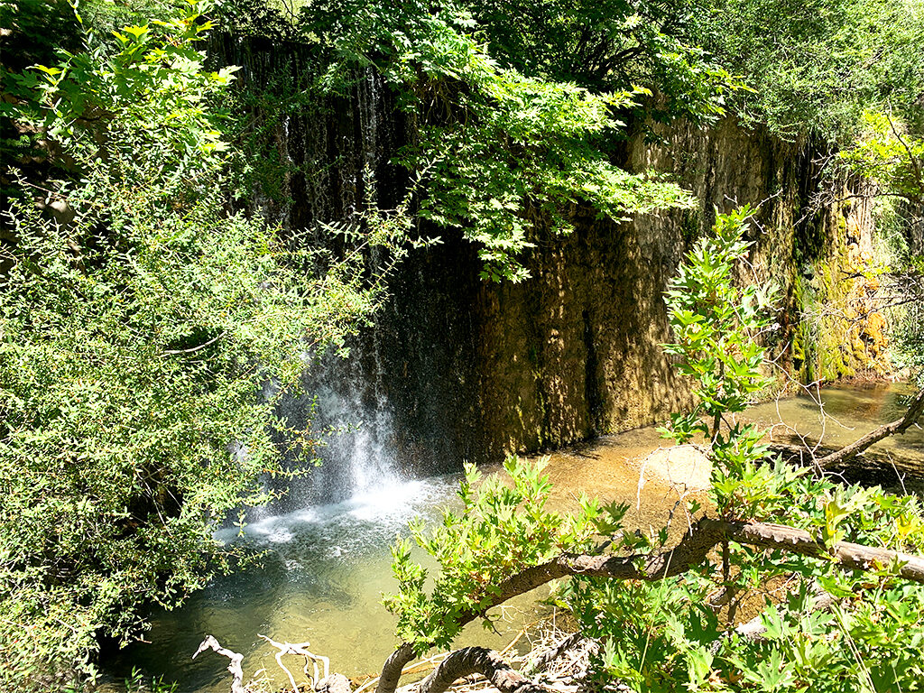 waterfall of tarsos feneos